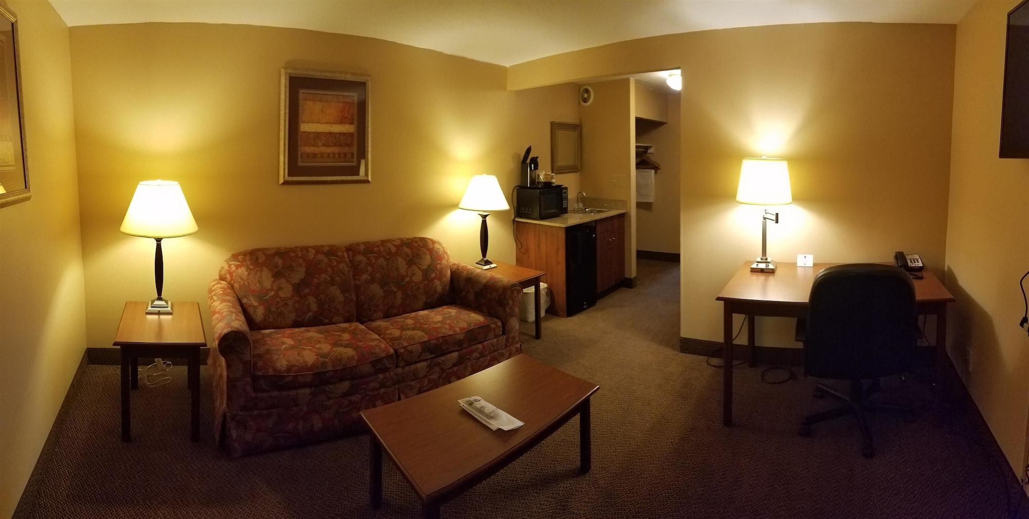 Surestay Plus Hotel By Best Western Блэк-Ривер-Фолс Экстерьер фото
